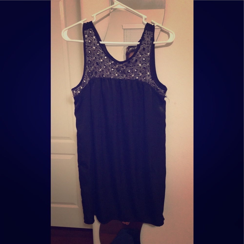Silky black dress with sequins
